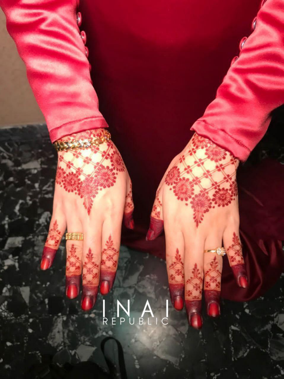 Inai Republic - Dip Henna